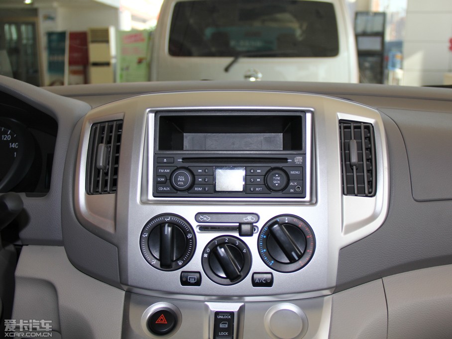 2014ծaNV200 1.6L ք V