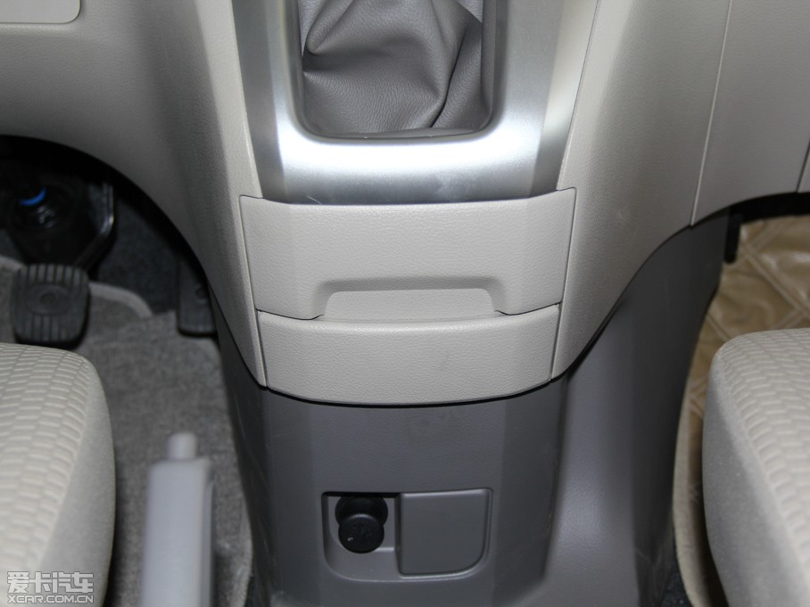 2014ծaNV200 1.6L ք V