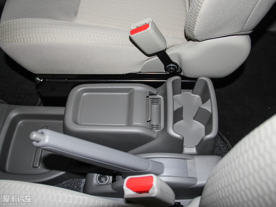 2014ծa(chn)NV200 1.6L CVT V