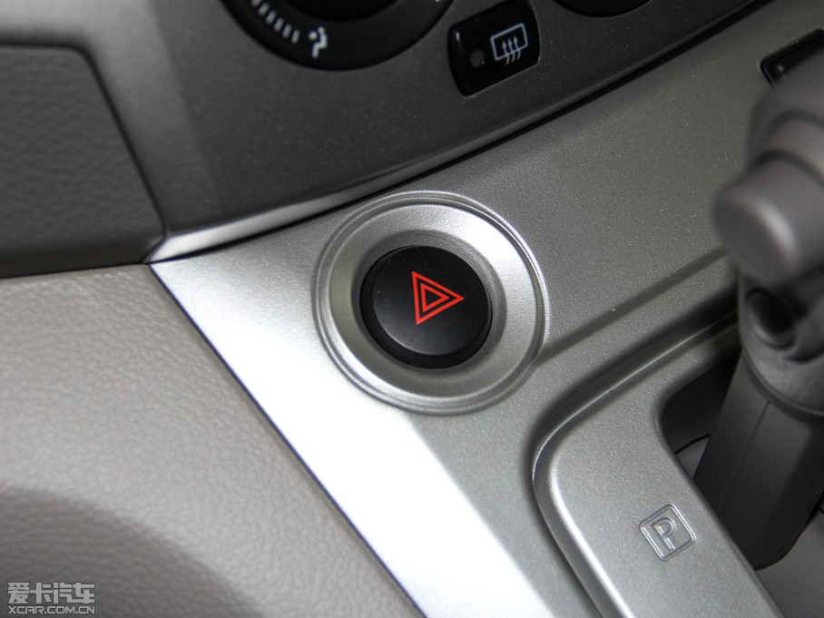 2014ծa(chn)NV200 1.6L CVT V