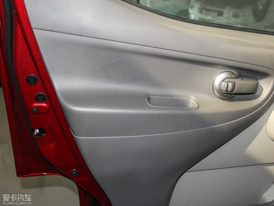 2014ծaNV200 1.6L CVT V