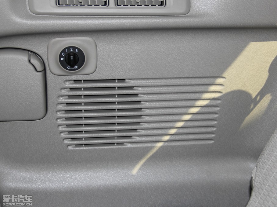 2014ծa(chn)NV200 1.6L CVT V