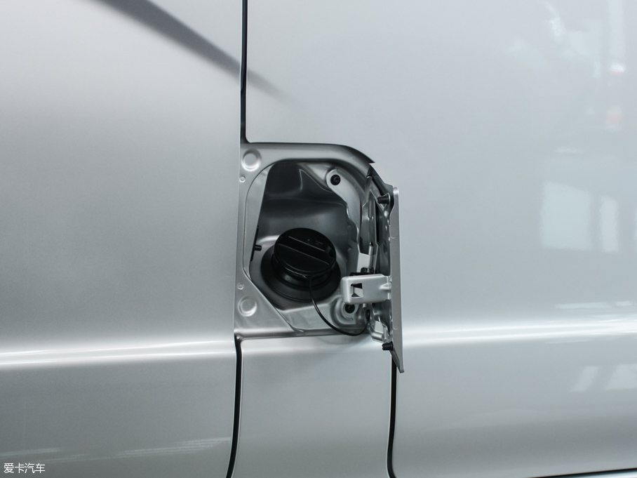 2016ծa(chn)NV200 1.6L CVT