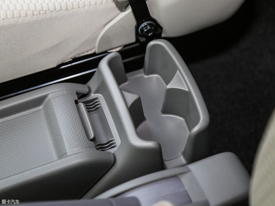 2016ծaNV200 Ŀ 1.6L CVTA