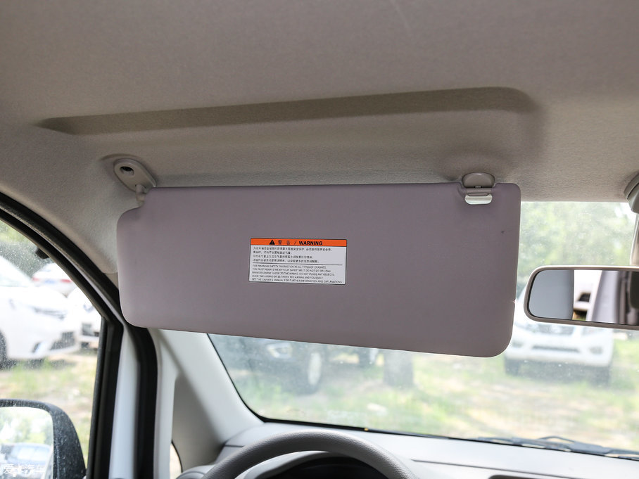 2016���ծaNV200 �Ŀ� 1.6L CVT���A��