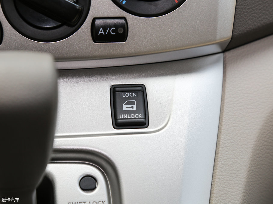 2016ծa(chn)NV200 Ŀ 1.6L CVTA