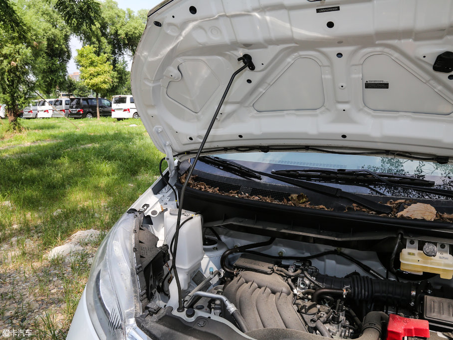 2016���ծa(ch��n)NV200 �Ŀ� 1.6L CVT���A��