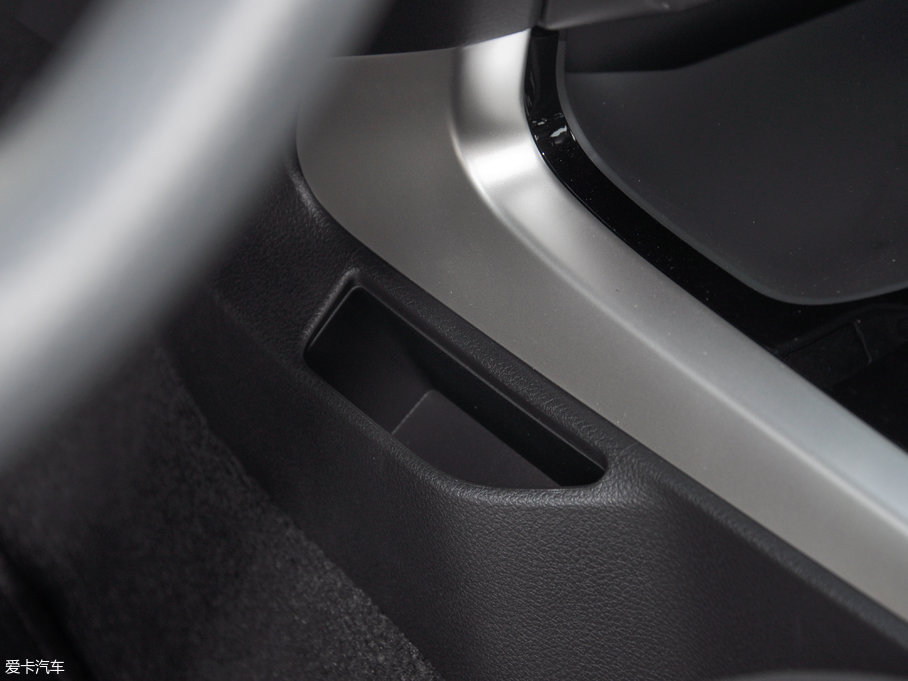 2017{ 2.5L Ԅ(dng)(q)A