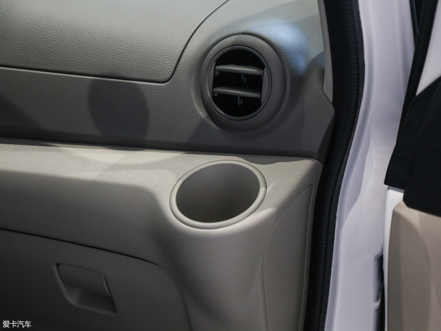 2018ծa(chn)NV200 1.6L CVTA