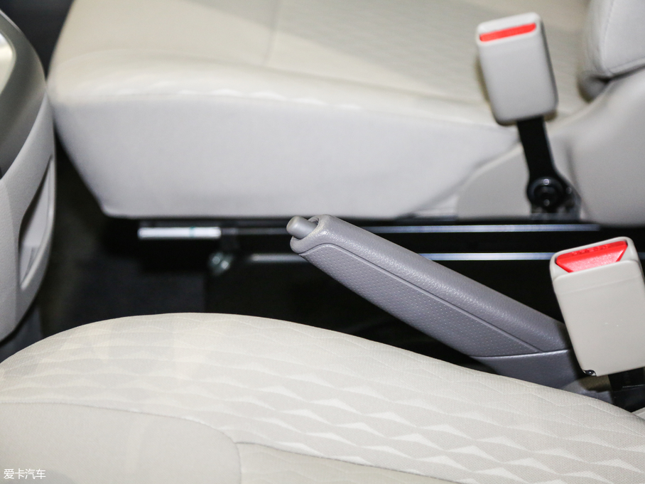 2018ծa(chn)NV200 1.6L CVTA