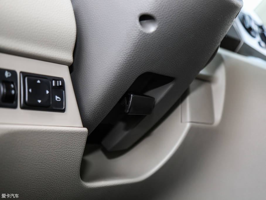 2018ծa(chn)NV200 1.6L CVTA