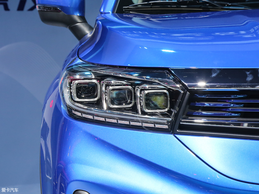 2018��V��ix4 EV ���A��