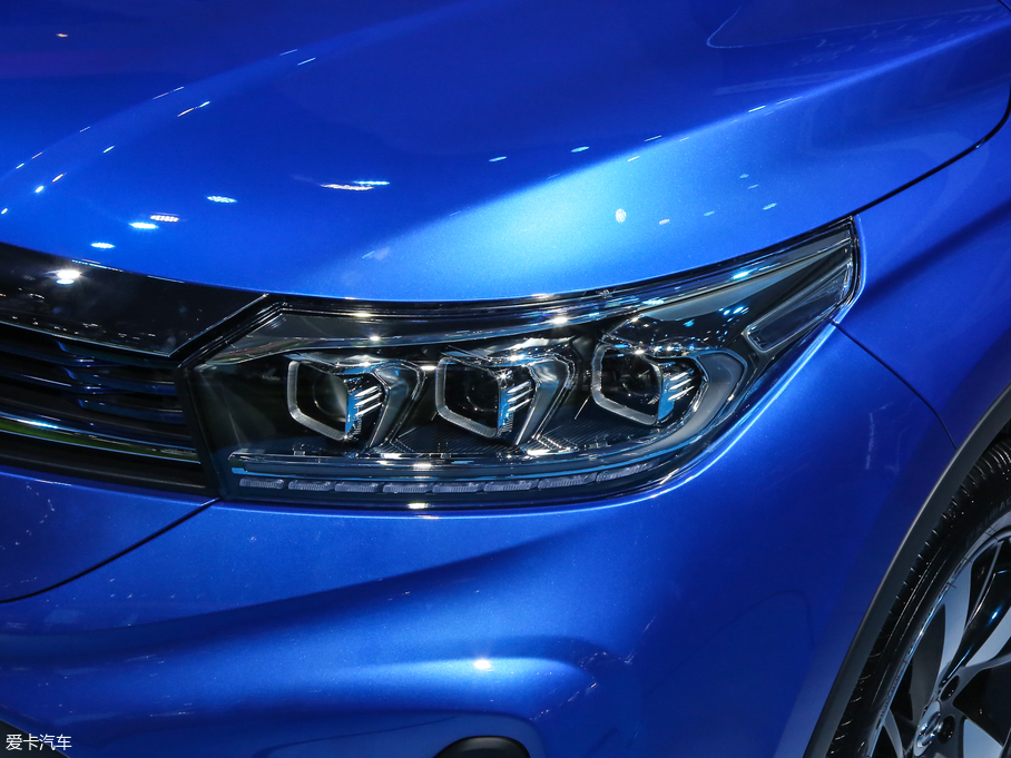 2018��V��ix4 EV ���A��