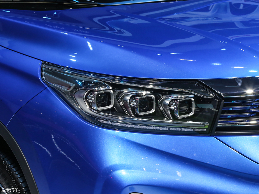 2018��V��ix4 EV ���A��