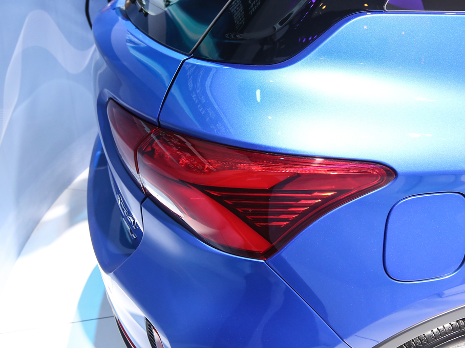 2018��V��ix4 EV ���A��