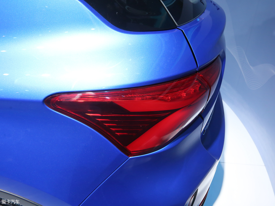 2018��V��ix4 EV ���A��