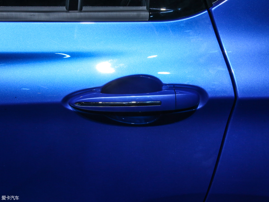 2018��V��ix4 EV ���A��