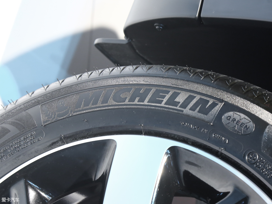 2018��V��ix4 EV ���A��