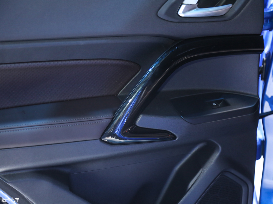 2018��V��ix4 EV ���A��