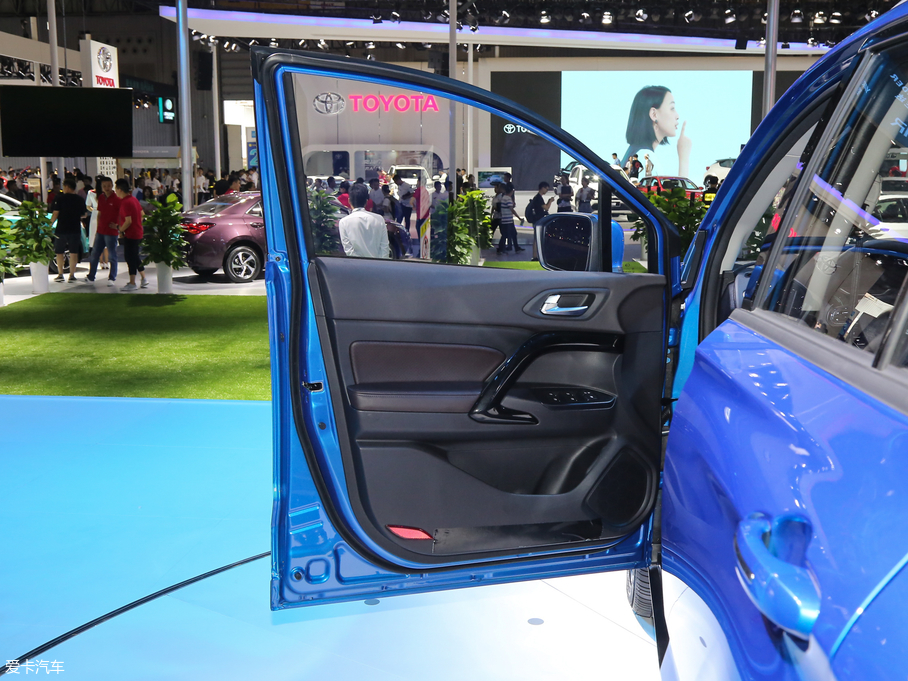 2018��V��ix4 EV ���A��