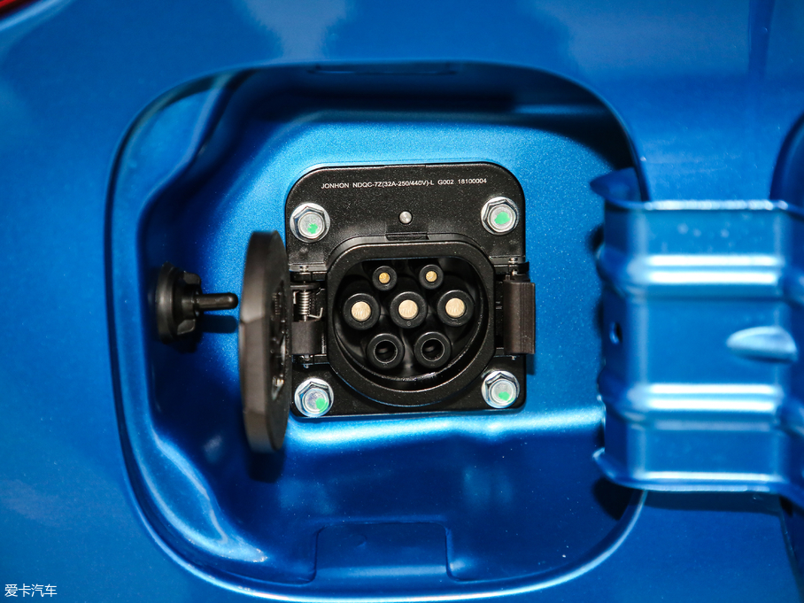 2018��V��ix4 EV �I�Ȱ�