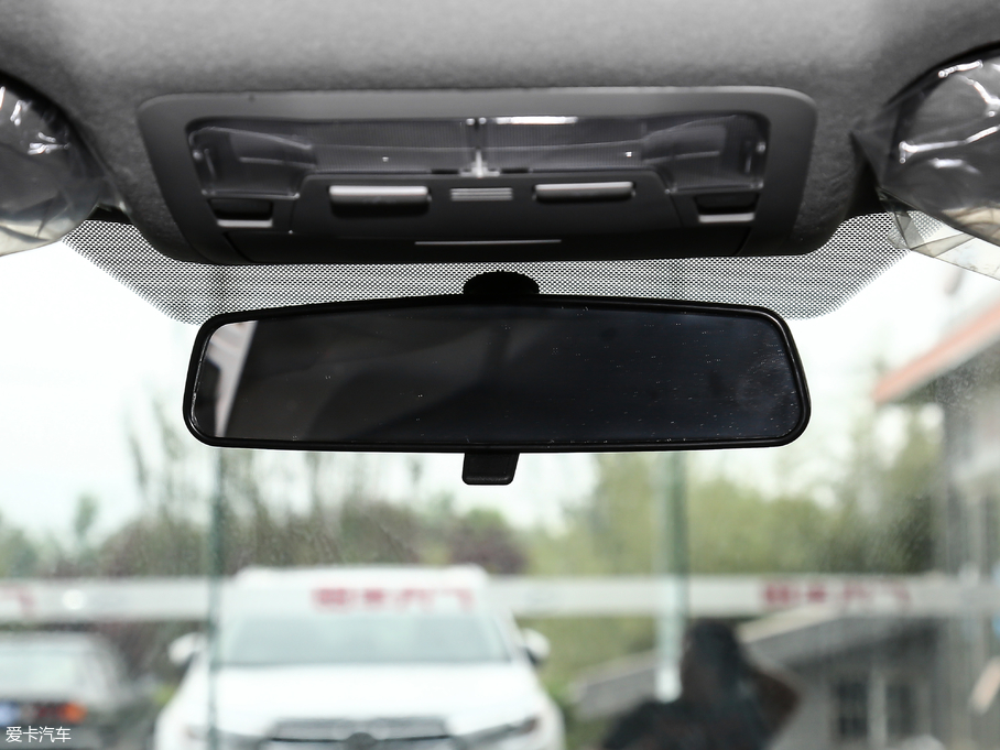 2018 185T CVTA (gu)V