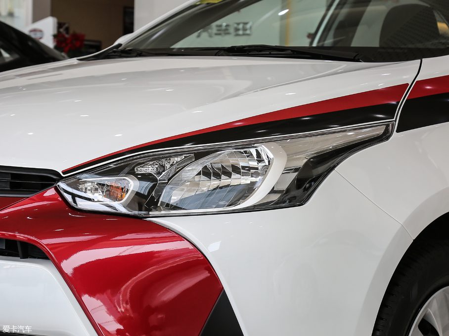 2018��YARiS L ���� 1.5E CVT��܊������