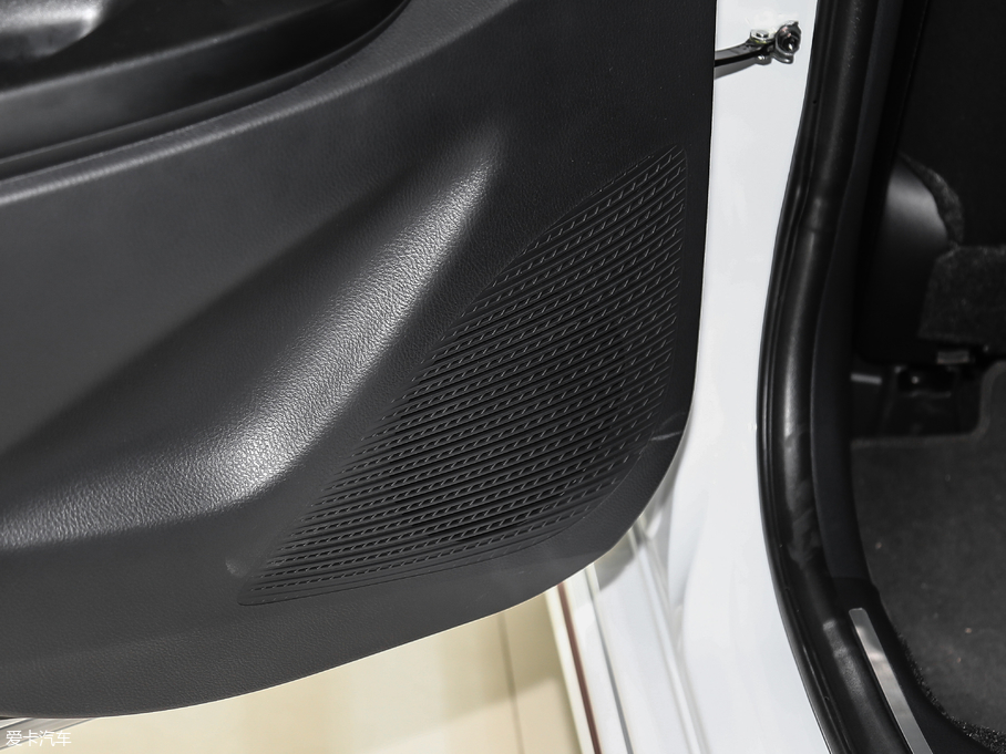 2018YARiS L  1.5E CVT܊