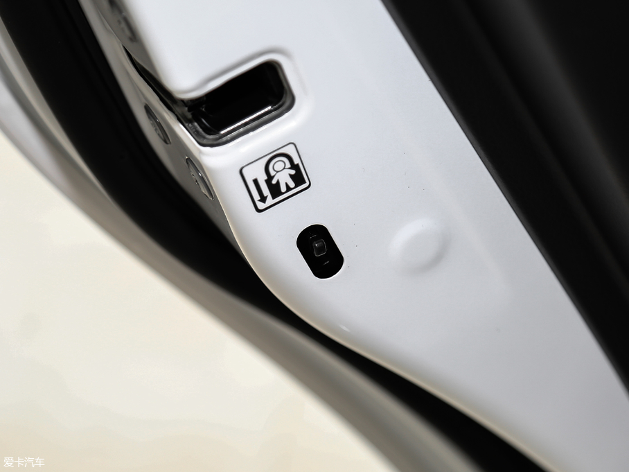 2018YARiS L  1.5E CVT܊