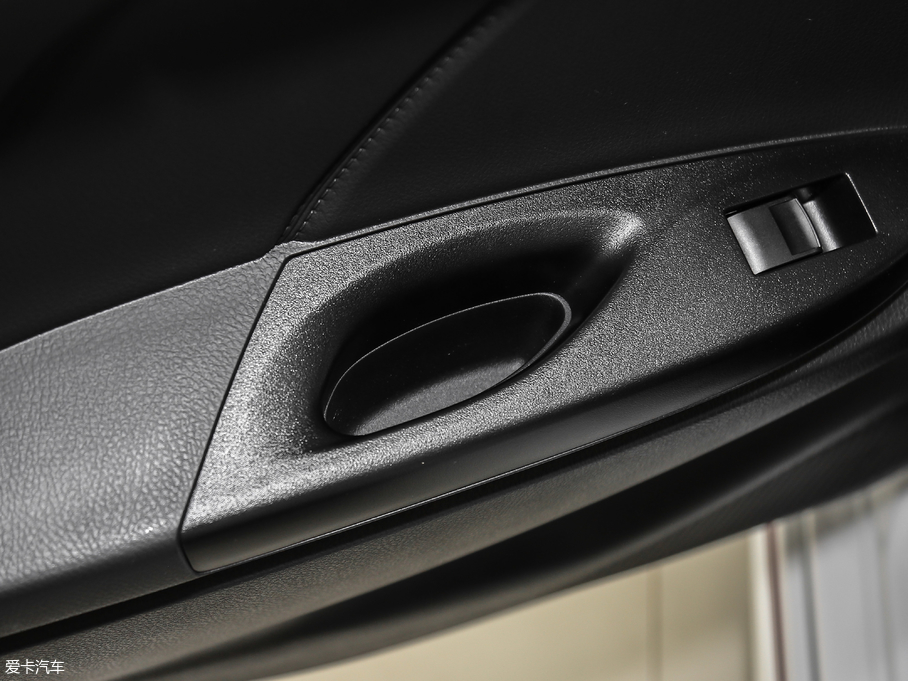 2018YARiS L  1.5E CVT܊