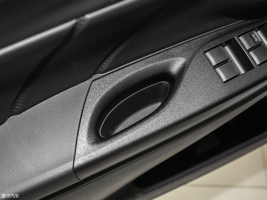 2018YARiS L  1.5E CVT܊