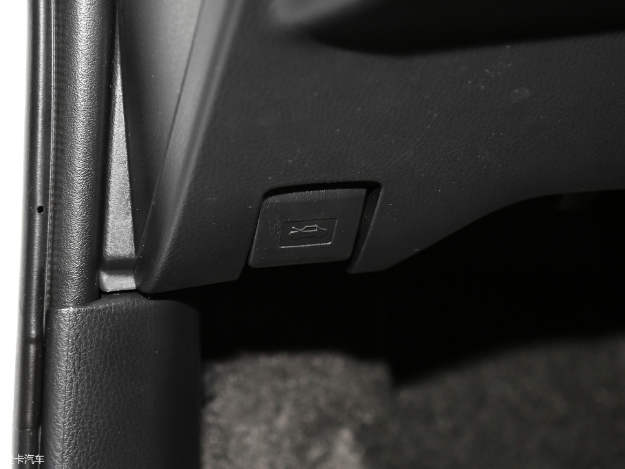 2018YARiS L  1.5E CVT܊