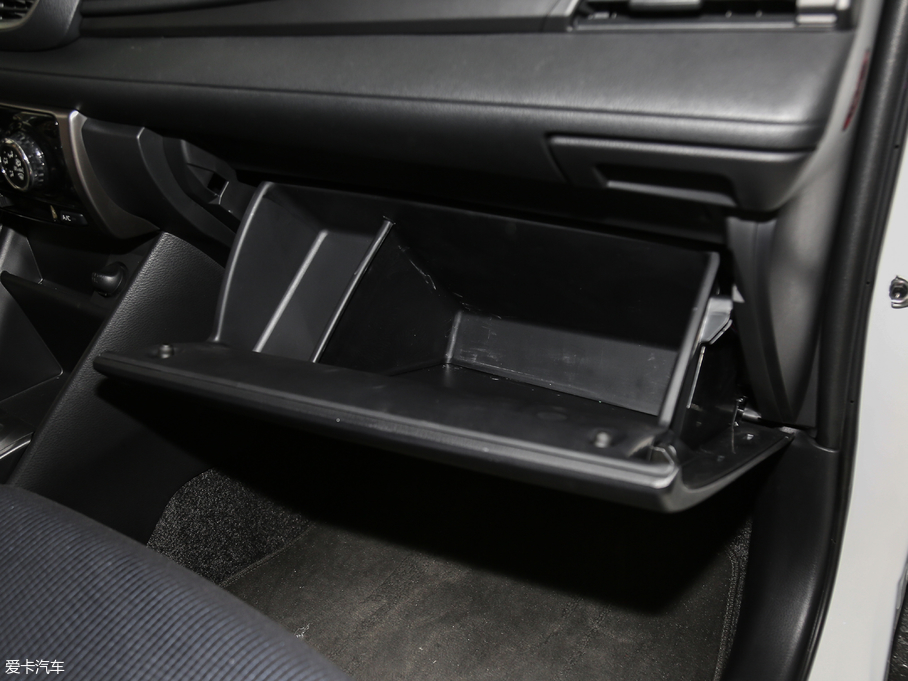 2018YARiS L  1.5E CVT܊