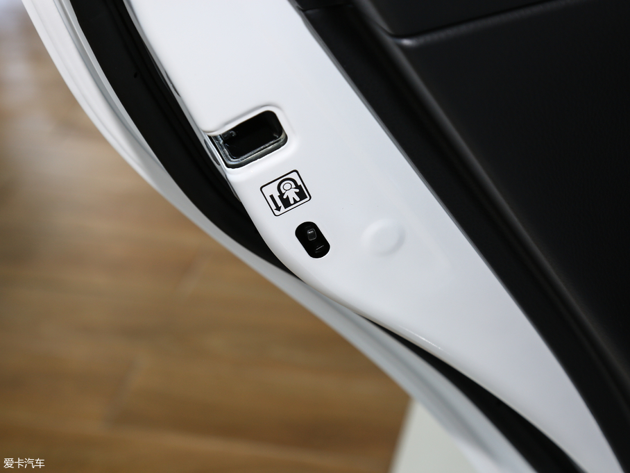 2018YARiS L  1.5E CVT܊