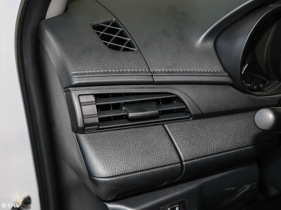 2018YARiS L  1.5E CVT܊