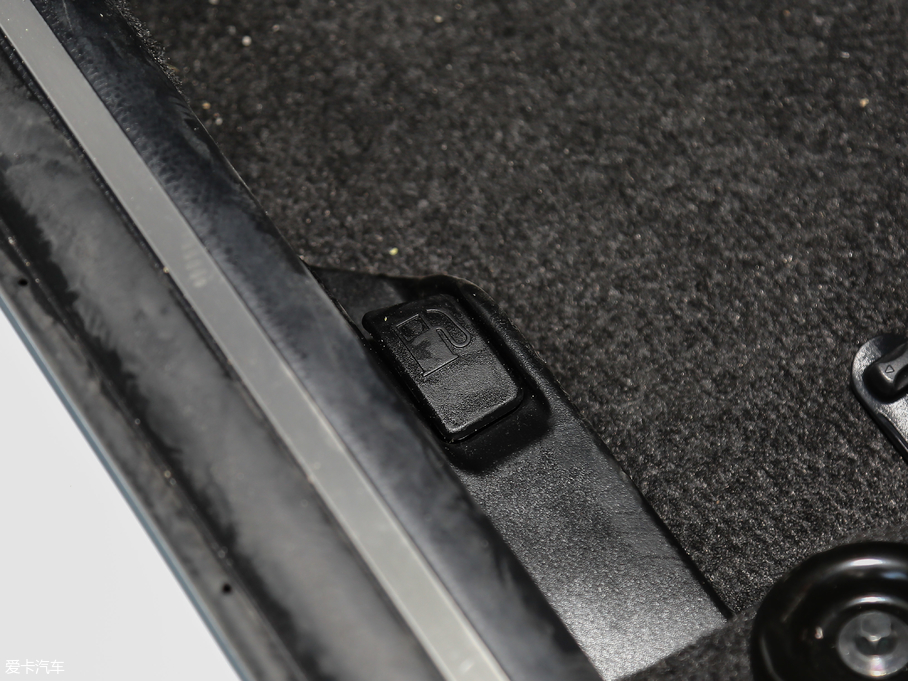 2018YARiS L  1.5E CVT܊