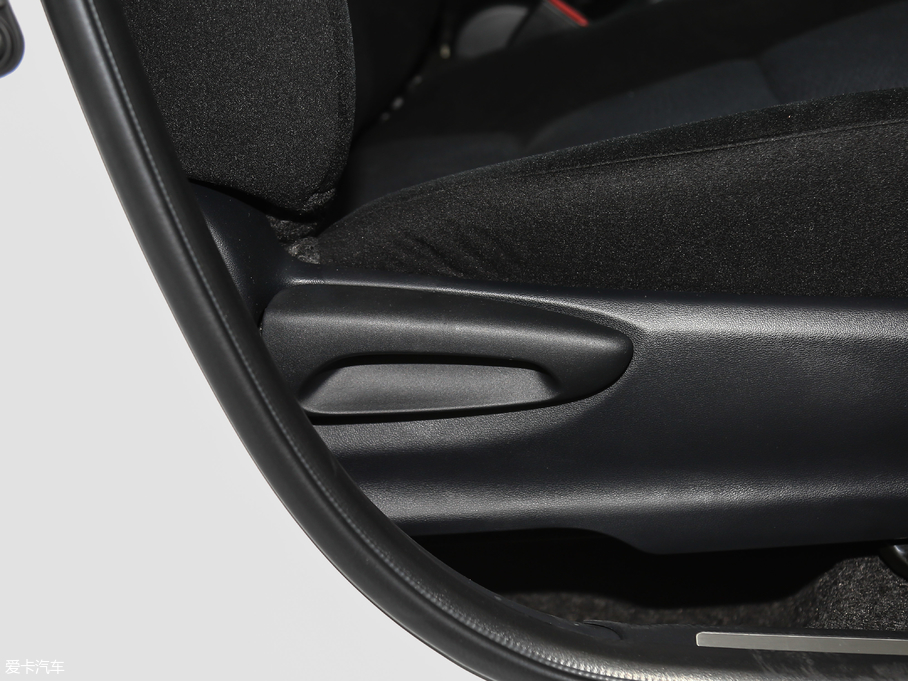 2018YARiS L  1.5E CVT܊