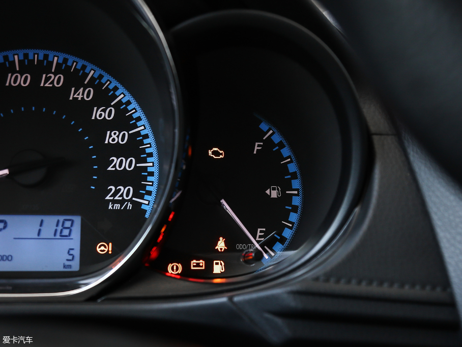 2018YARiS L  1.5E CVT܊