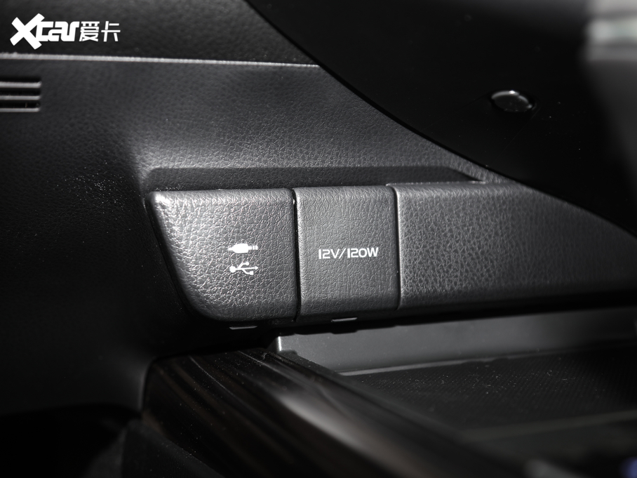 2019��P���� 2.0E �I�Ȱ�