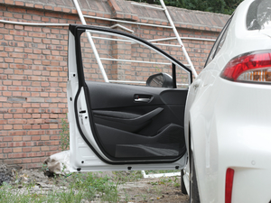 2019185T CVT\Ӱ V {λ܇T