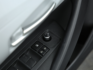 2019185T CVT\Ӱ VI п؅^