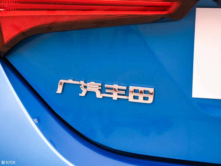 2019pE+ pE+ 1.8PH GS Ӣ촰