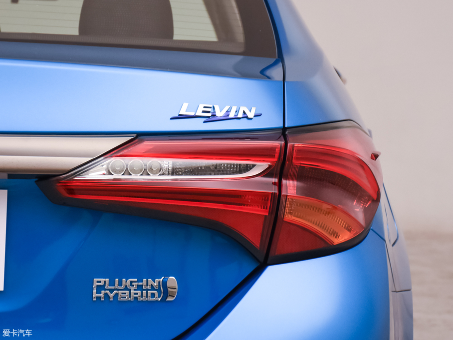 2019款雷凌双擎E+ 双擎E+ 1.8PH GS 精英天窗版
