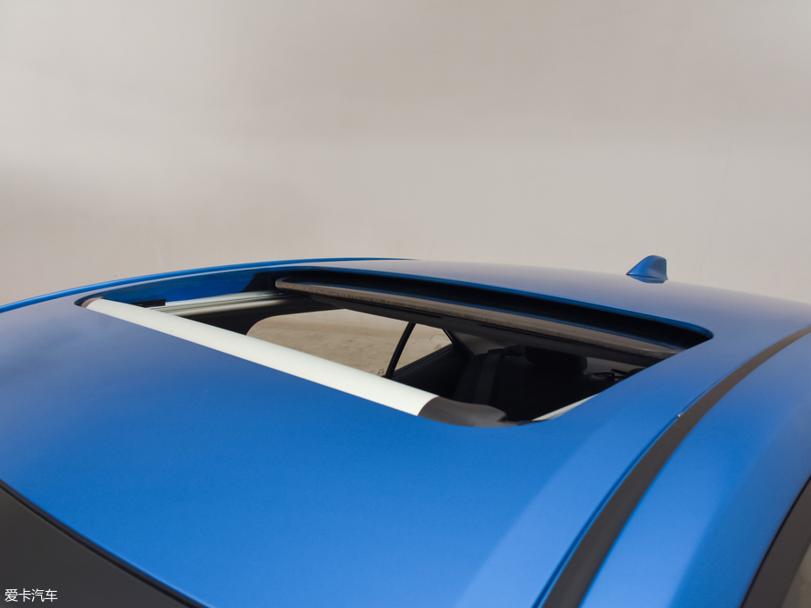 2019pE+ pE+ 1.8PH GS Ӣ촰