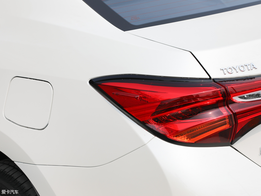 2019pE+ pE+ 1.8PH GS Ӣ촰