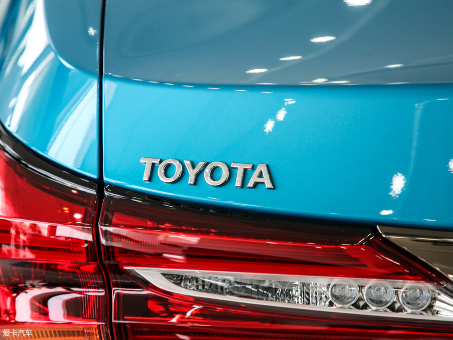 2019pE+ pE+ 1.8PH GS Ӣ촰