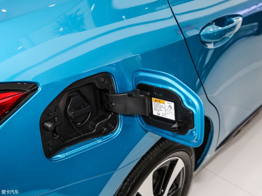 2019pE+ pE+ 1.8PH GS Ӣ촰