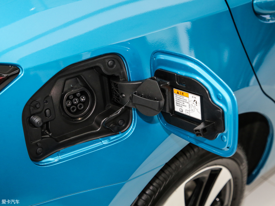 2019pE+ pE+ 1.8PH GS Ӣ촰