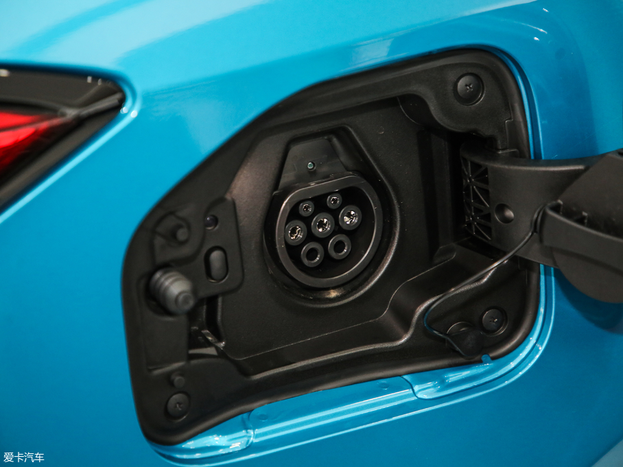 2019pE+ pE+ 1.8PH GS Ӣ촰