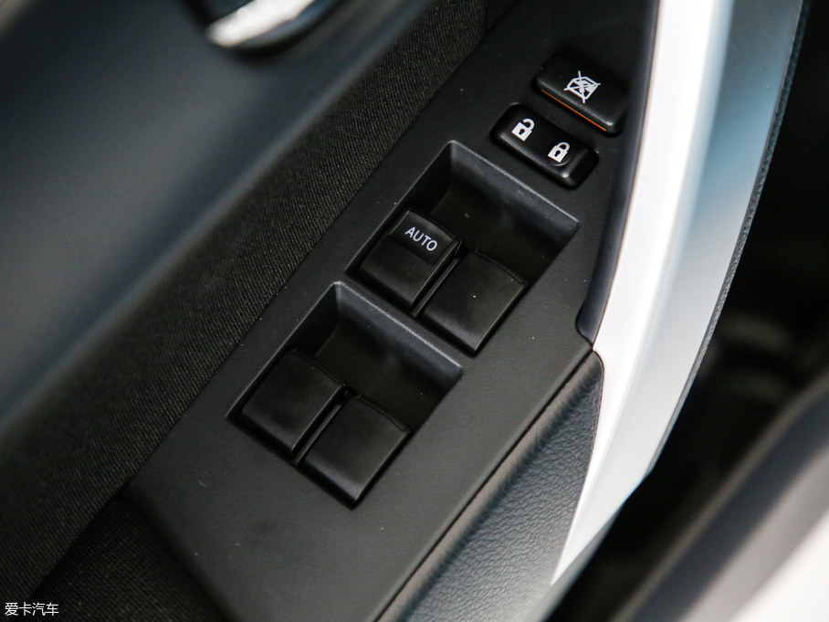 2019pE+ pE+ 1.8PH GS Ӣ촰